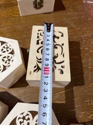 6 Cajas de madera caladas decorativas