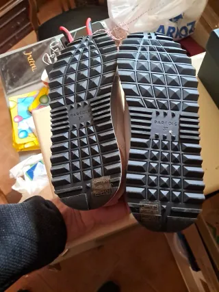 Deportivas Parfois grises y rosas talla 37