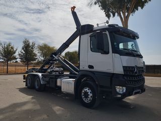 Mercedes AROCS 26 51-CAMIONES GANCHOS PORTACONTENE