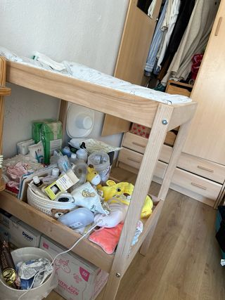 Cambiador bebé + cubo basura + repisa + bañera