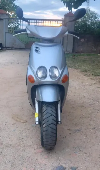 Yamaha Neos 50 Plata