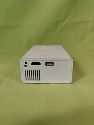 Mini proyector LED portátil F1 con mando - Blanco