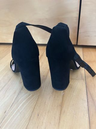 Sandalias tacón negras