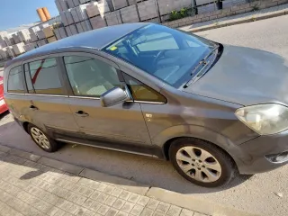 Opel Zafira 2010