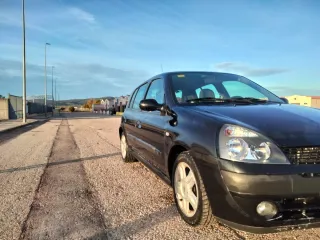 Renault Clio 2005