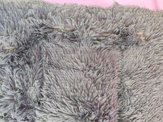 Cama para perro/gato súper mullida - Gris (nueva)