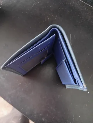 Carteira pequena homem azul