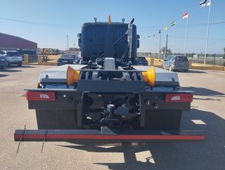 Scania R 420-CAMIONES GANCHOS PORTACONTENEDORES