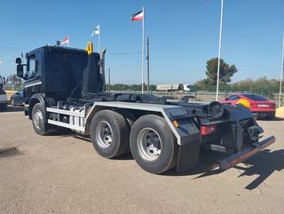 Scania R 420-CAMIONES GANCHOS PORTACONTENEDORES