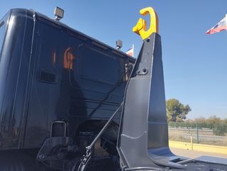 Scania R 420-CAMIONES GANCHOS PORTACONTENEDORES