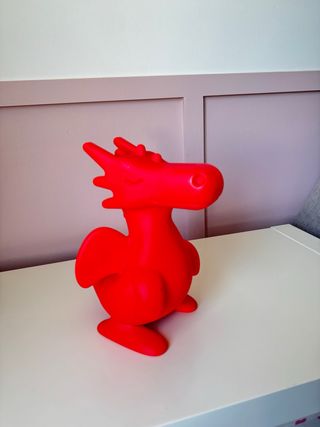 Lámpara quitamiedos dragón roja