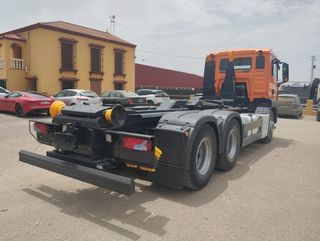 MAN TGS 500-CAMIONES GANCHOS PORTACONTENEDORES