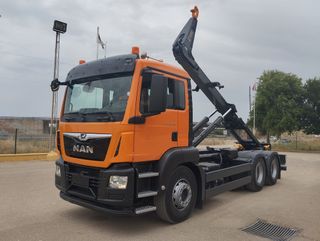 MAN TGS 500-CAMIONES GANCHOS PORTACONTENEDORES