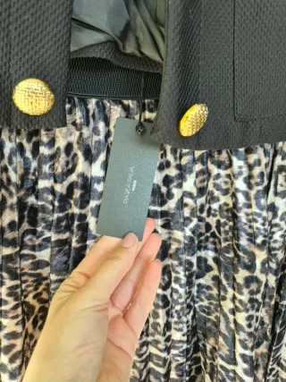 Completo giacca e gonna stampa animalier