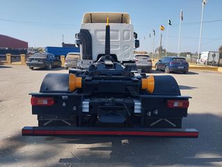 Volvo FE 320-CAMIONES GANCHOS PORTACONTENEDORES