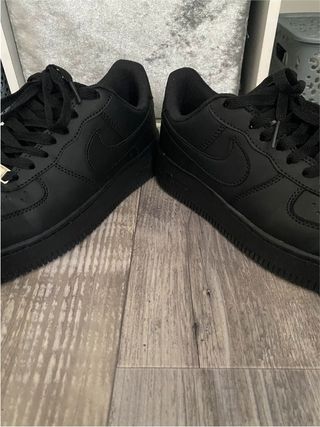Nike Air Force 1 Low '07 Negro Talla 38