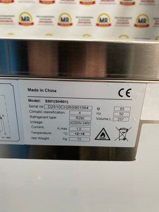 Mesa refrigerada 2 puertas GN 1/1