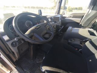 MAN TGM 18 290-CAMIONES GRUAS