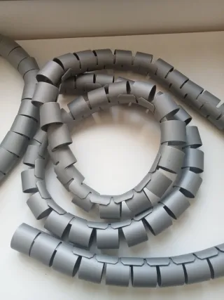 Tapa cables flexible gris
