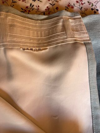 Cortinas beis y verde 2 caidas