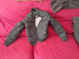 Cazadora acolchada marron