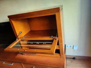 Mueble de comedor modular madera.