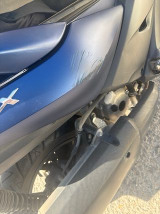 Yamaha XMAX 300 Scooter Negro/Azul