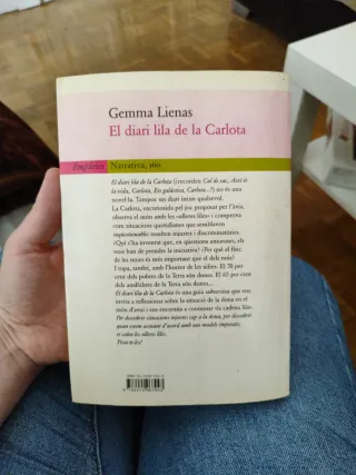 El diari lila de la Carlota