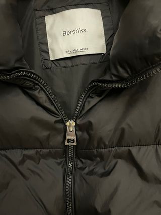 Chaleco Bershka Negro