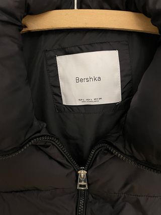 Chaleco Bershka Negro