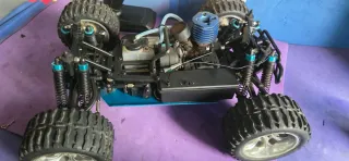 Coche RC Avioracing Thwarter