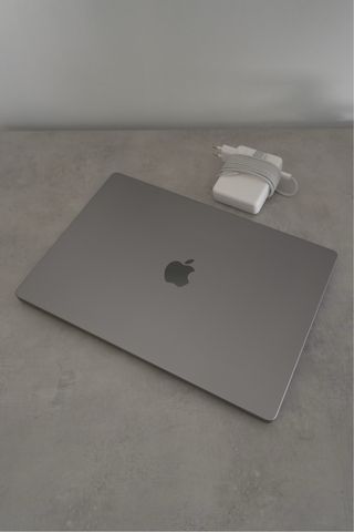 MacBook Pro 16 M1 Pro