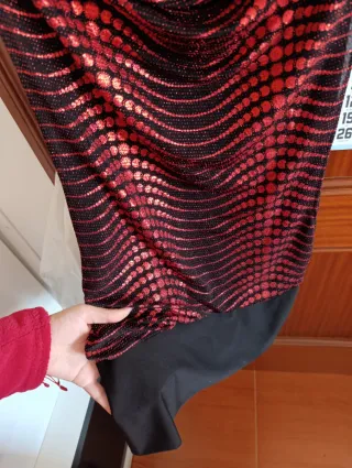 Blusa tirantes lentejuelas rojo y negro