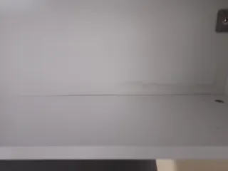 Mueble colgante blanco