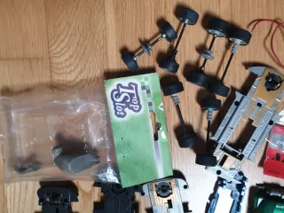 Accesorios Scalextric: Motores, Ruedas y Chasis