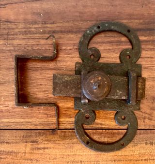 Antiguo cerrojo S XVlll