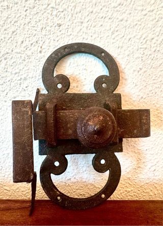 Antiguo cerrojo S XVlll