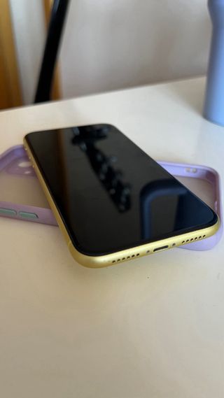 Iphone 11 de 128 GB.