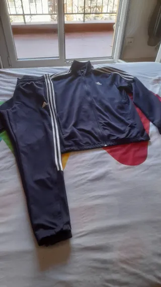 Abbigliamento sportivo Adidas blu