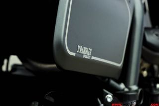 DUCATI SCRAMBLER NIGHT SHIFT -A2-