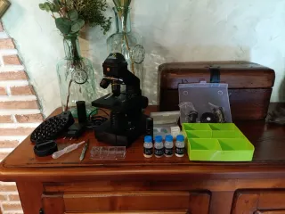 Microscopio National Geographic 40X-1280X