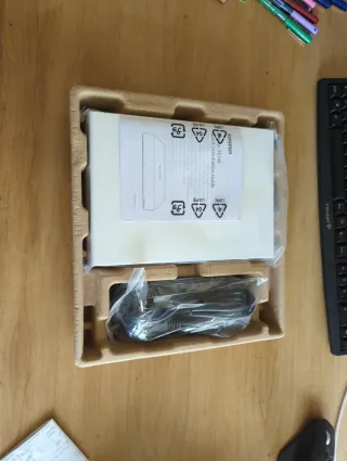 QNAP QHora-301W WiFi 6 + 10GbE Router