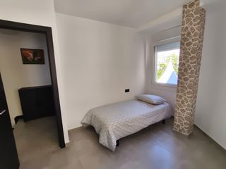 ALQUILER CASA POBRA DO CARAMIÑAL 100 M. DE LA PAYA