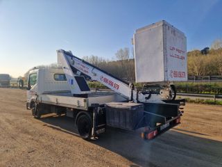 CAMIÓN CESTA 16m NISSAN CABSTAR