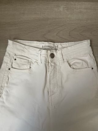 Pantalón Stradivarius Flare Talla 34