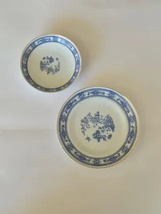 2 Platos Porcelana Portugal Azul Floral