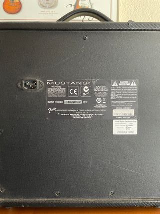 Amplificador Guitarra Fender Mustang 1