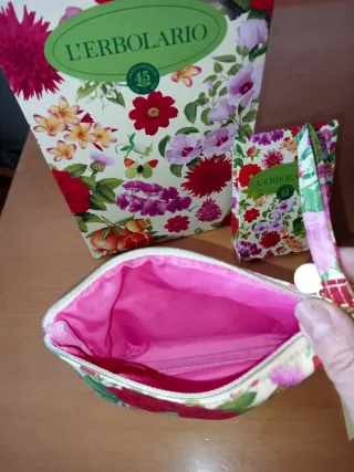 Set L'Erbolario: pochette, buste regalo e fiocco