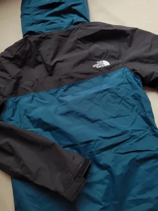 Chaqueta The North Face tri-color azul/negro