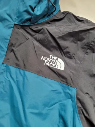 Chaqueta The North Face tri-color azul/negro